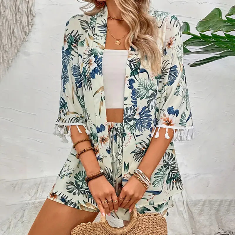 Conjunto feminino Shorts e kimono